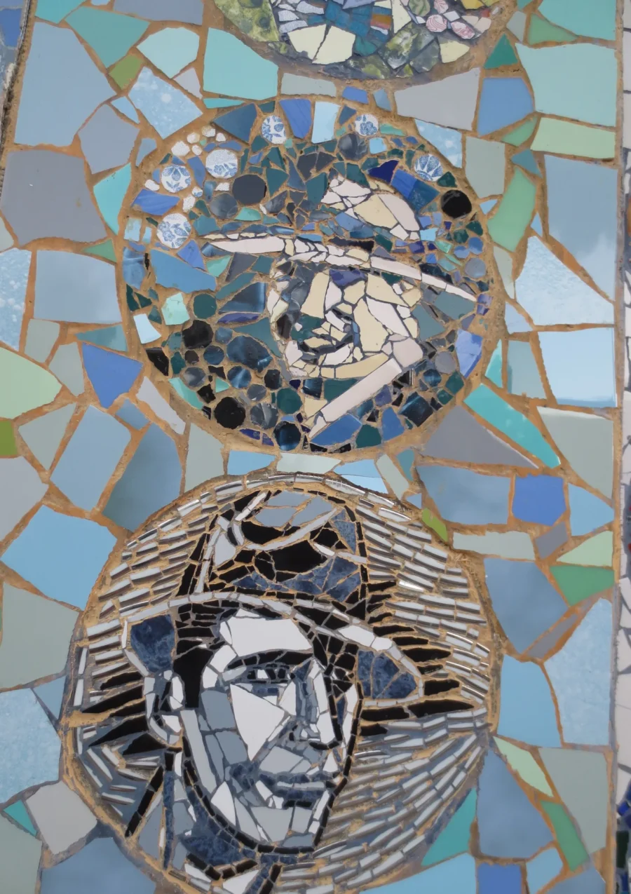 Panel de medallones: los Gardelitos